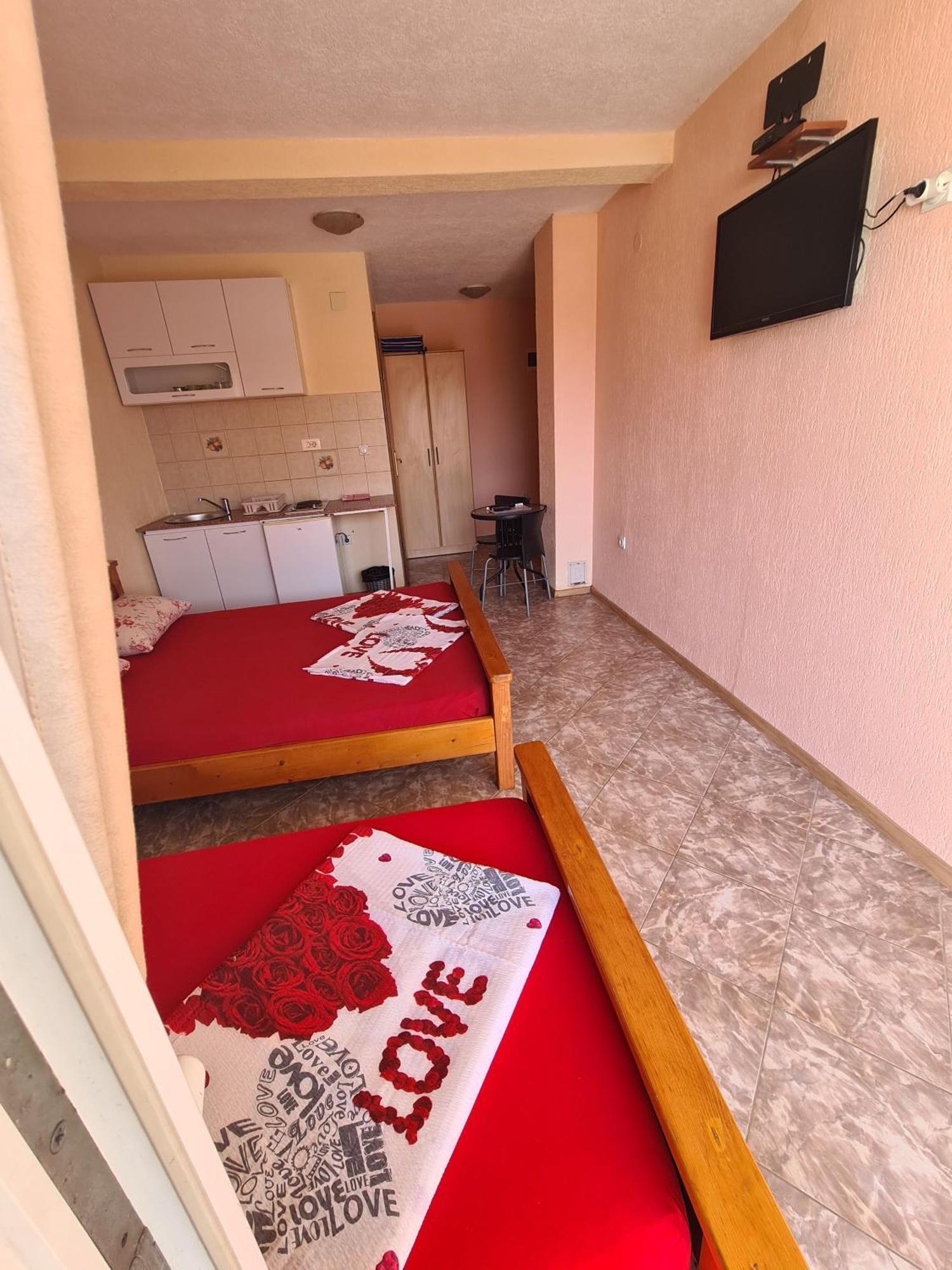 Apartments Bulatovic Bar Bagian luar foto